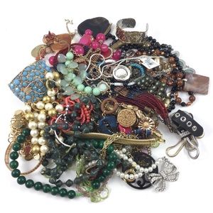 Costume Jewelry 4 lbs Lot Wearable Vintage Modern
